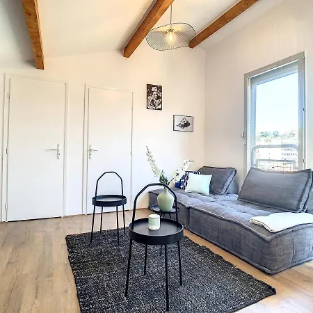 3 A Proximite Des Plages Apartment